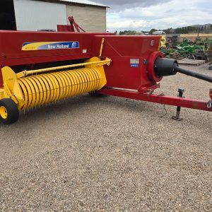 Empacadora New Holland Modelo BC5070, F-6310