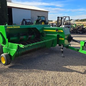 Empacadora John Deere Modelo 348, F-6323