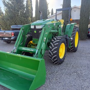 Tractor John Deere Modelo 6105E, F-4232
