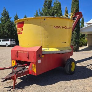 Molino New Holland Modelo 390, F-6507