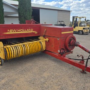 Empacadora New Holland Modelo 570, F-6599