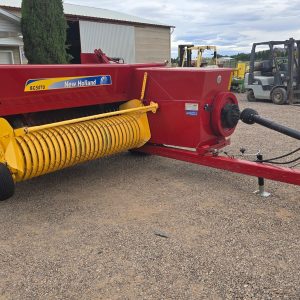 Empacadora New Holland Modelo BC5070, F-5339