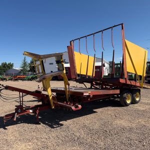 Levantador de pacas New Holland modelo 1033, F-6637