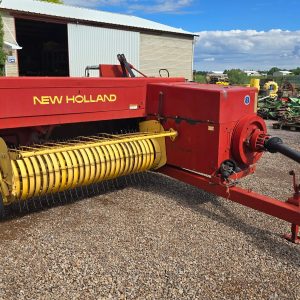 Empacadora New Holland Modelo 575F-6705