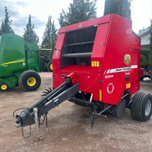 Empacadora Massey Ferguson 1745, F-6820