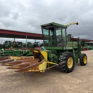 Ensiladora John Deere Modelo 5460, F-6367